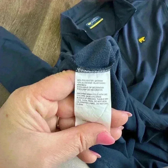 Jack Nicklaus 1/4 Zip Shirt.  Men’s size medium.  Navy Blue. - Picture 4 of 5